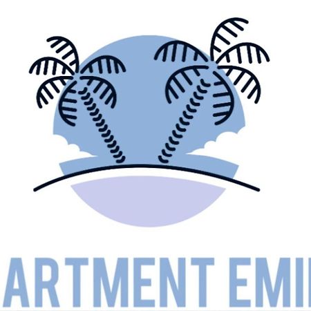 Apartment Emily Слатине Екстериор снимка