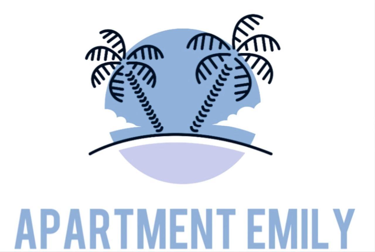 Apartment Emily Слатине Екстериор снимка